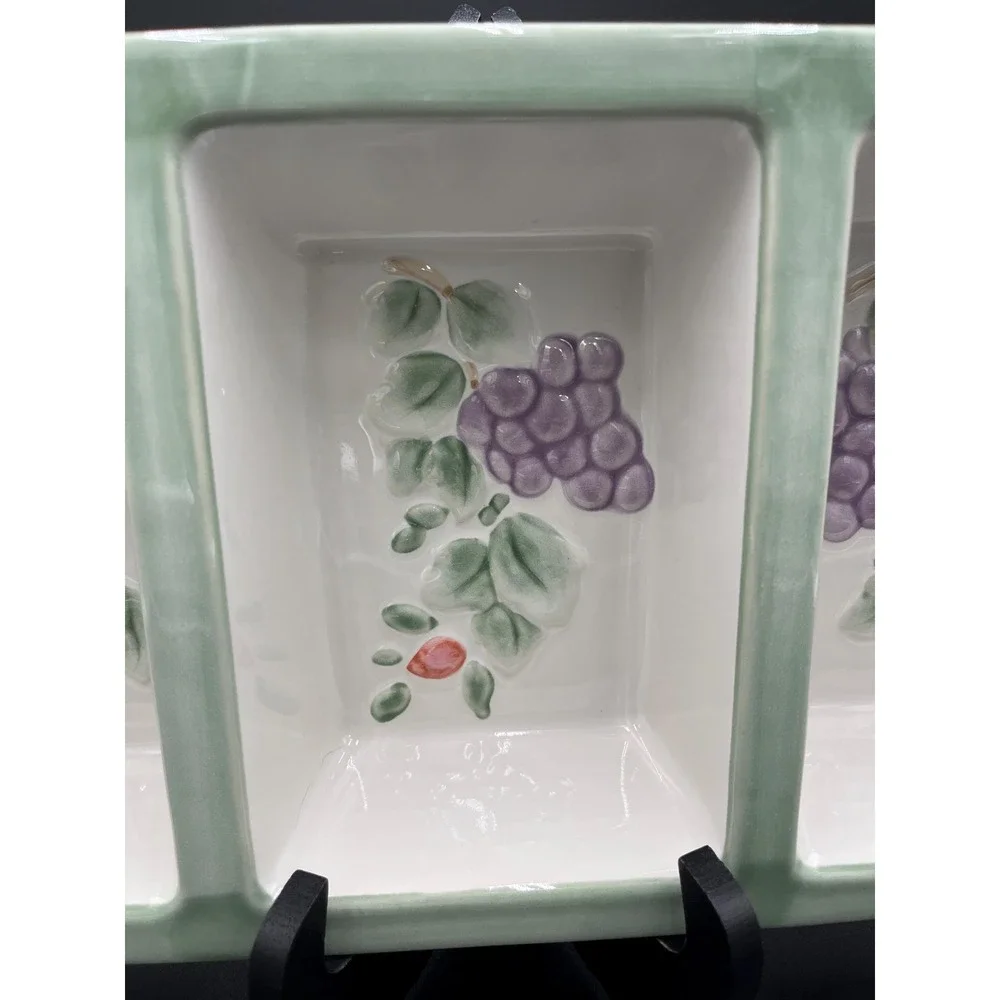Vintage Pfaltzgraff Grapevine Divided Relish Tray